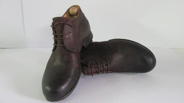 scarpe di cuoio marrone