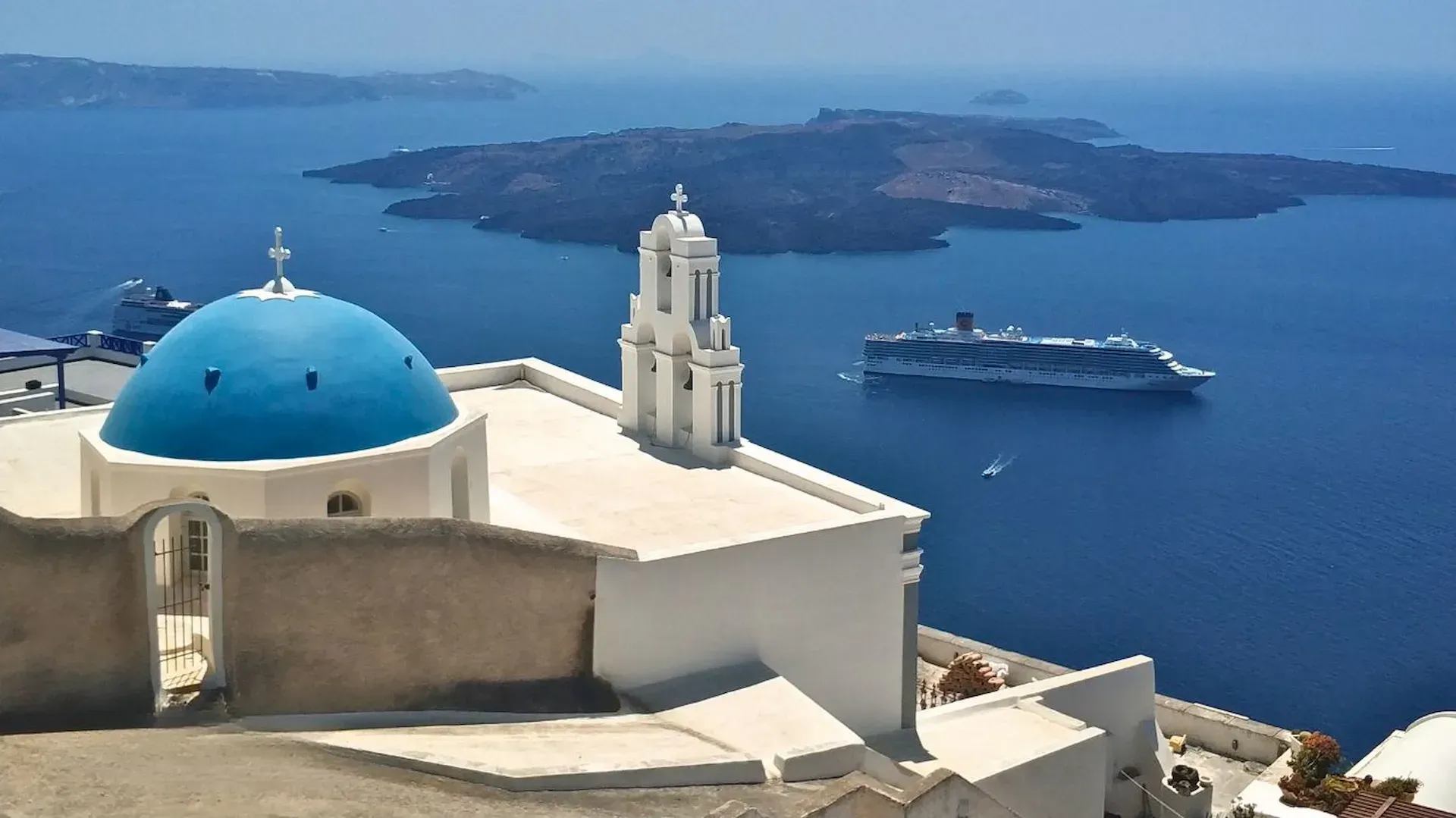 Private Santorini shore tour with no cable car option