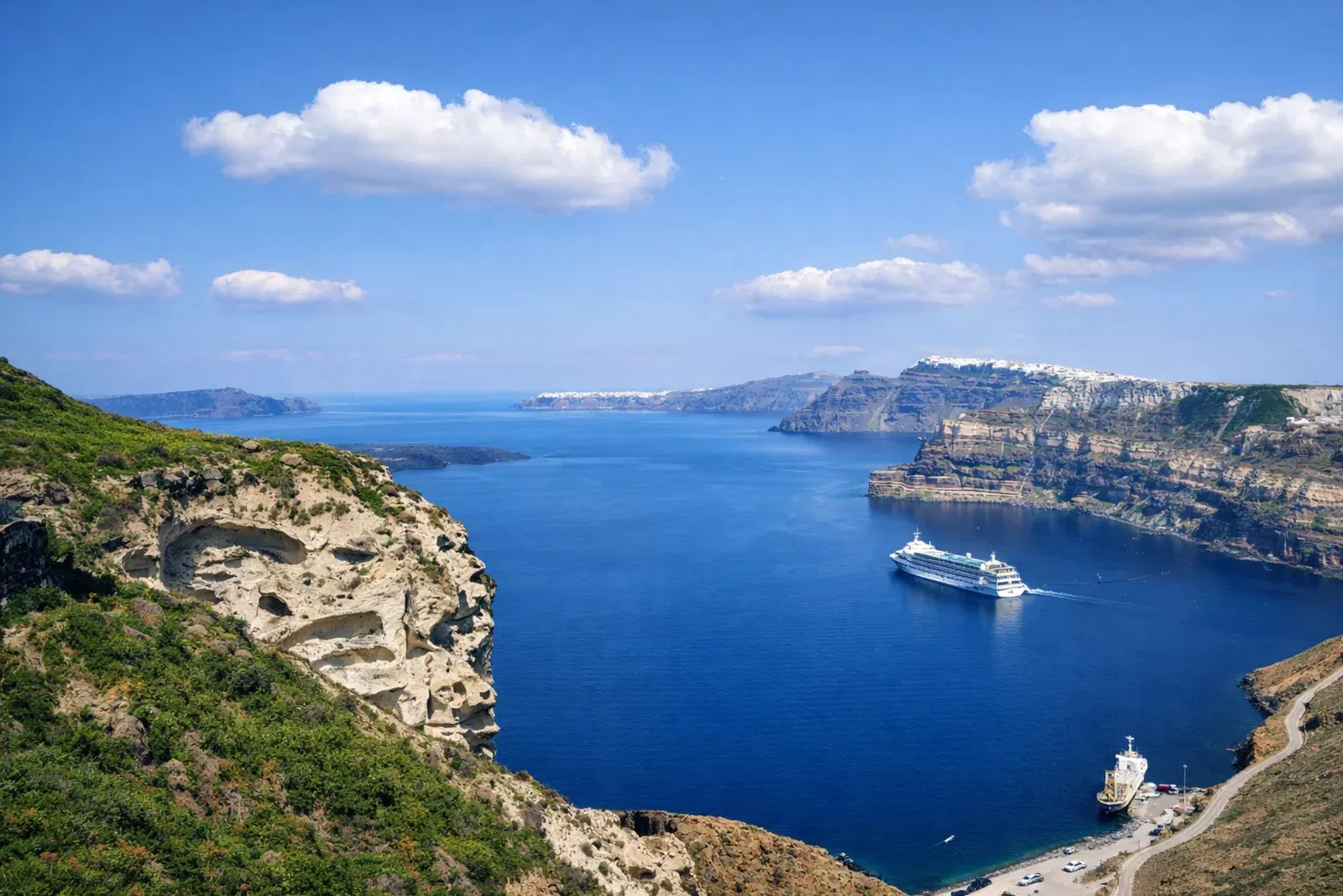 Private Santorini catamaran cruise and island tour for cruise ship passengers