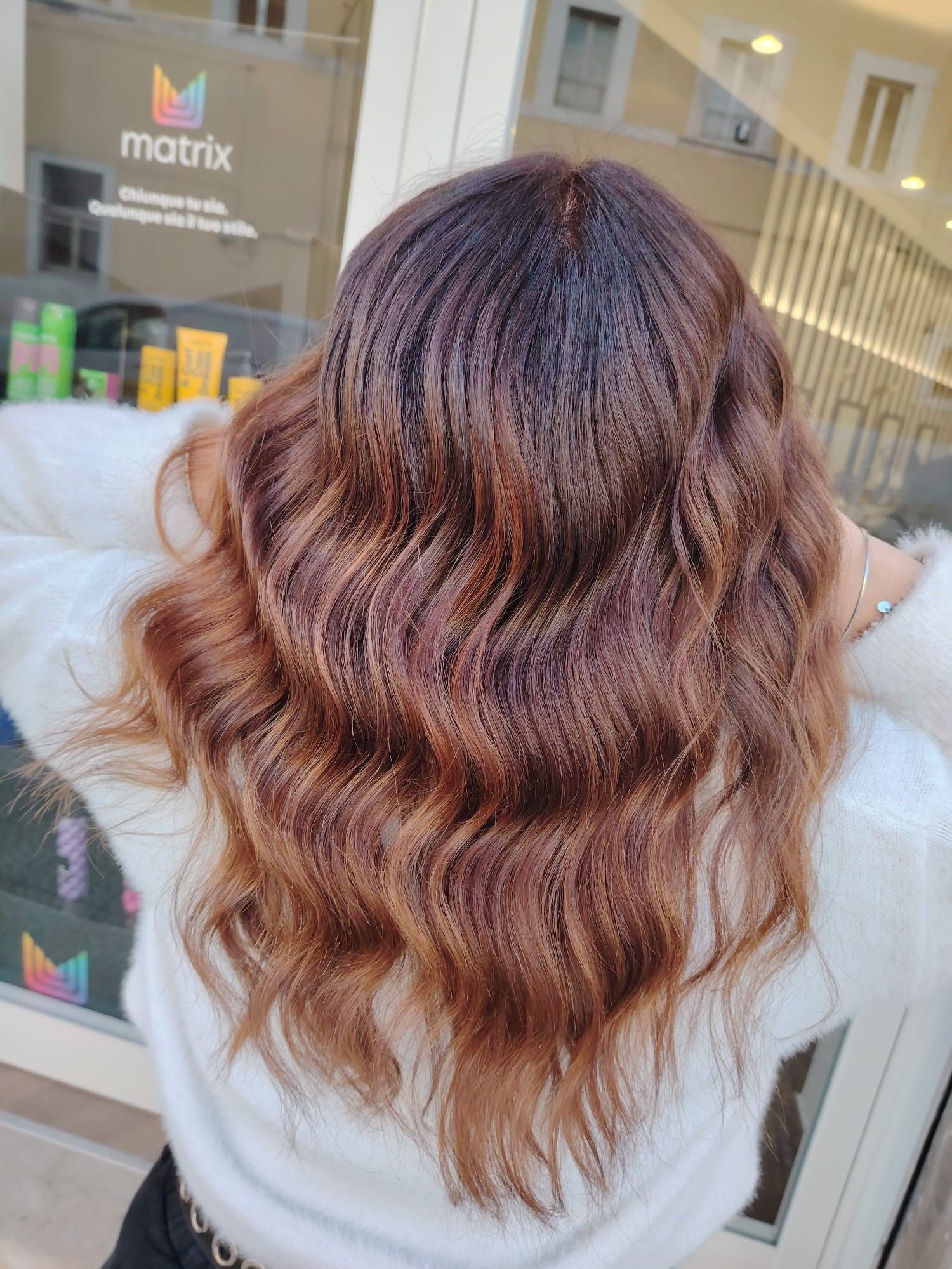 realizzazione colorazione per capelli