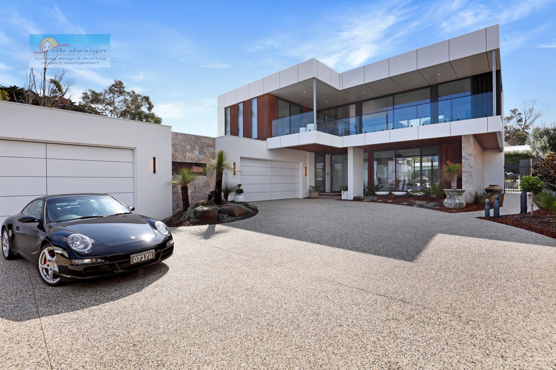 This stunning Inverloch beach house hits the headlines