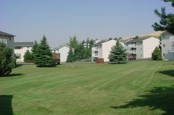 Meadowbrook-Exterior-1