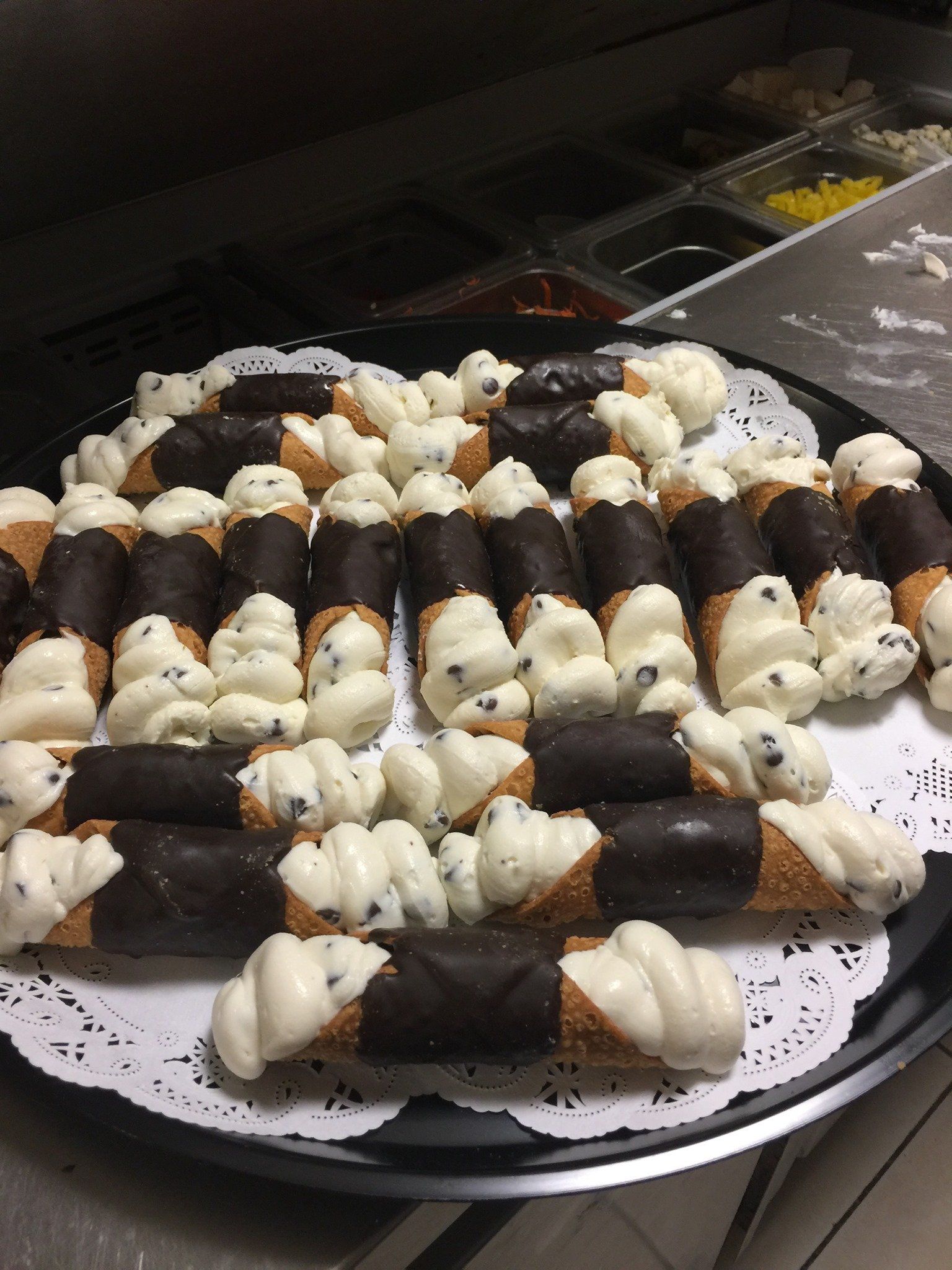 tray of cannolis