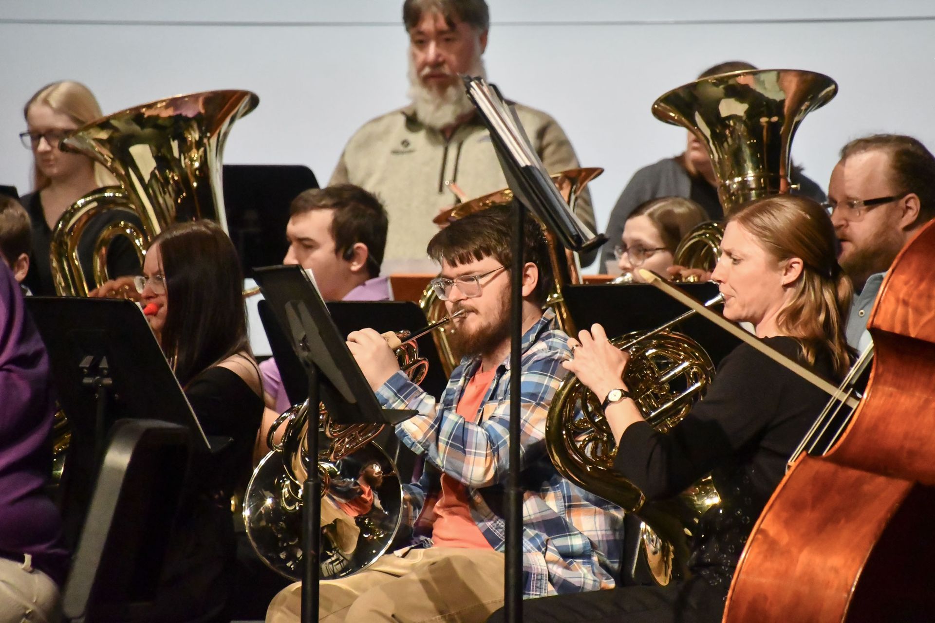 Alumni playing french horns