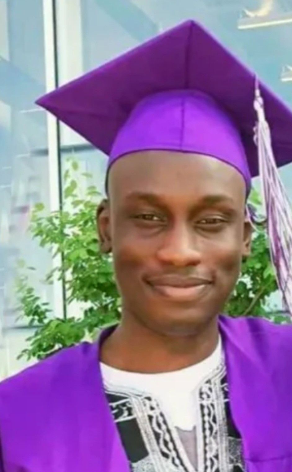 Security Officer  Gom Gout
