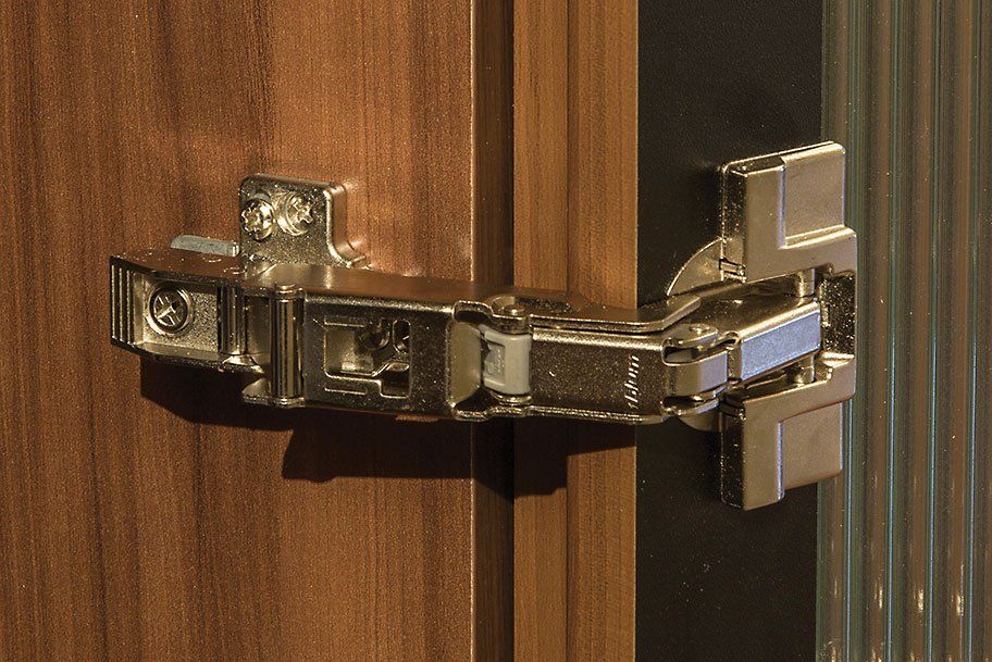 Soft Close Hinge