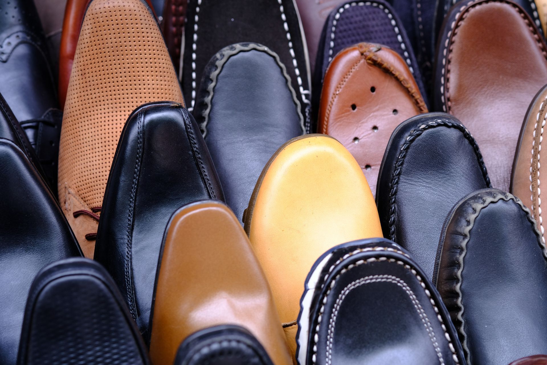 Scopri gli strumenti e i materiali più richiesti e come sceglierli per migliorare la tua produzione.
