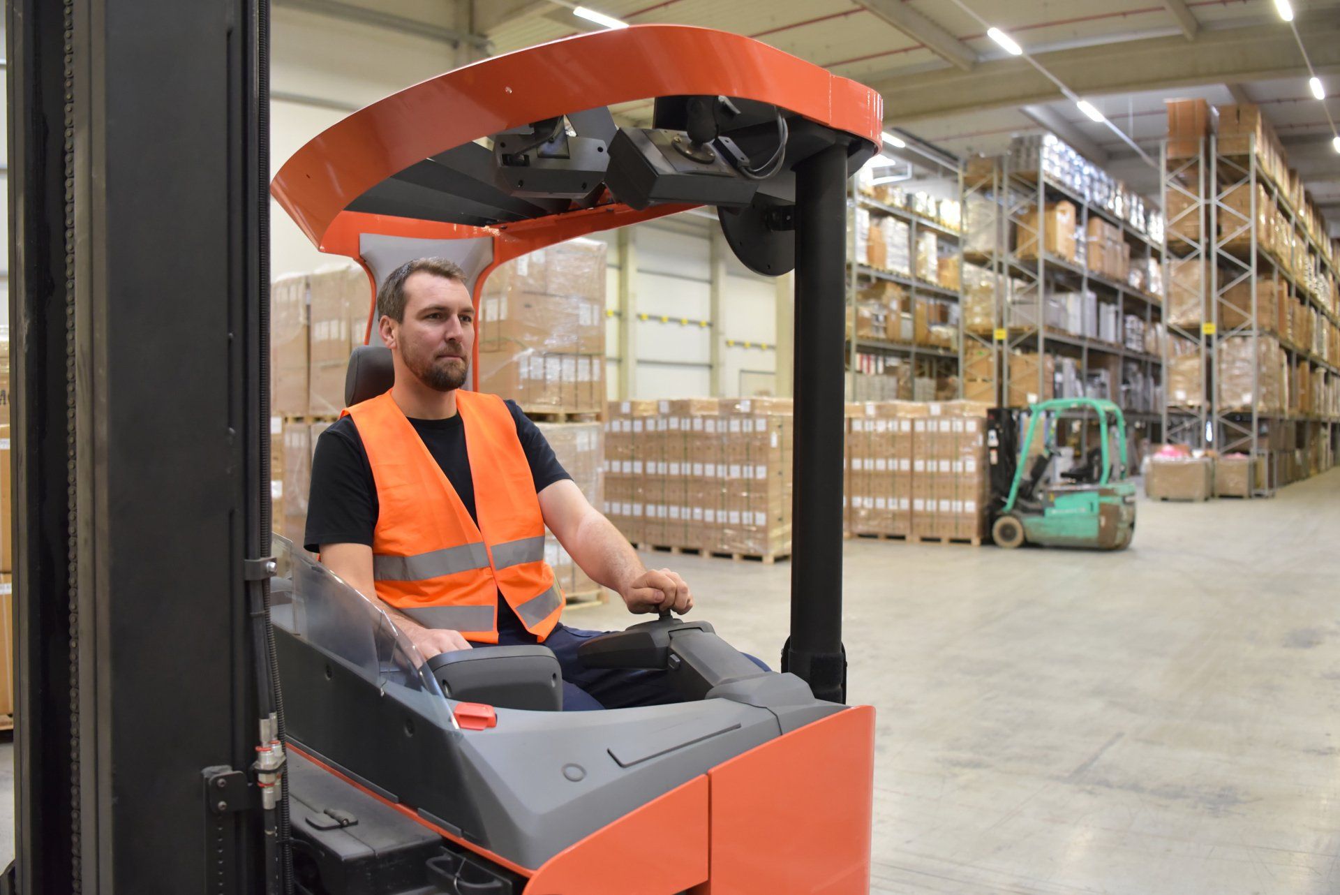 End-to-end fulfilment services designed to streamline operations and enhance customer satisfaction for SMEs.
