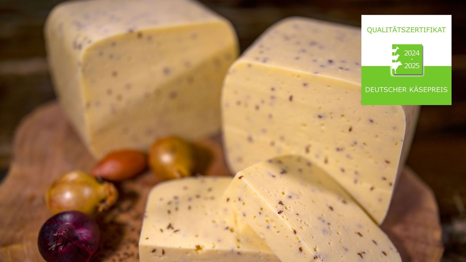 Engelnhof: BIO-HOFKÄSE MIT KÜMMEL Engelnhof: BIO-HOFKÄSE MIT KÜMMEL