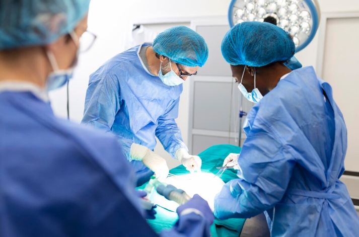 Cirurgia para coluna em Nova Iguaçu: Passo a passo da avaliação ao pré-operatório