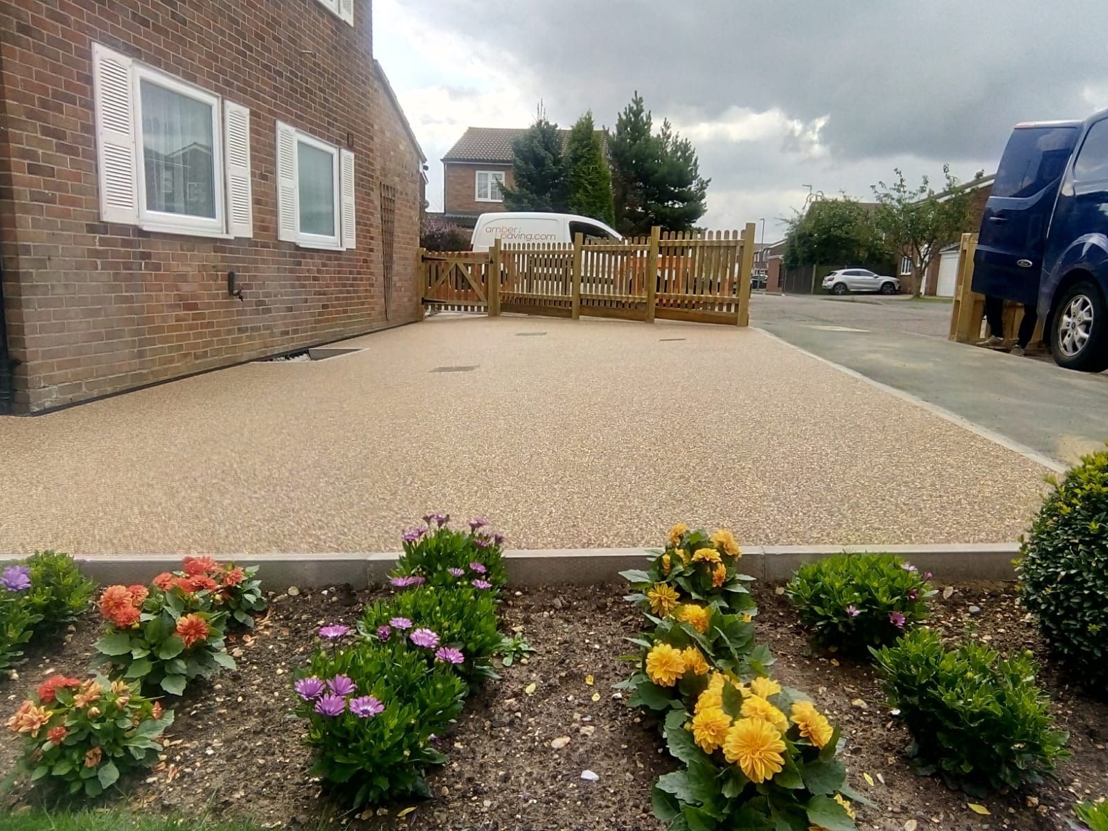 Beautiful buff resin driveway installation  completed and installed in Dunstable