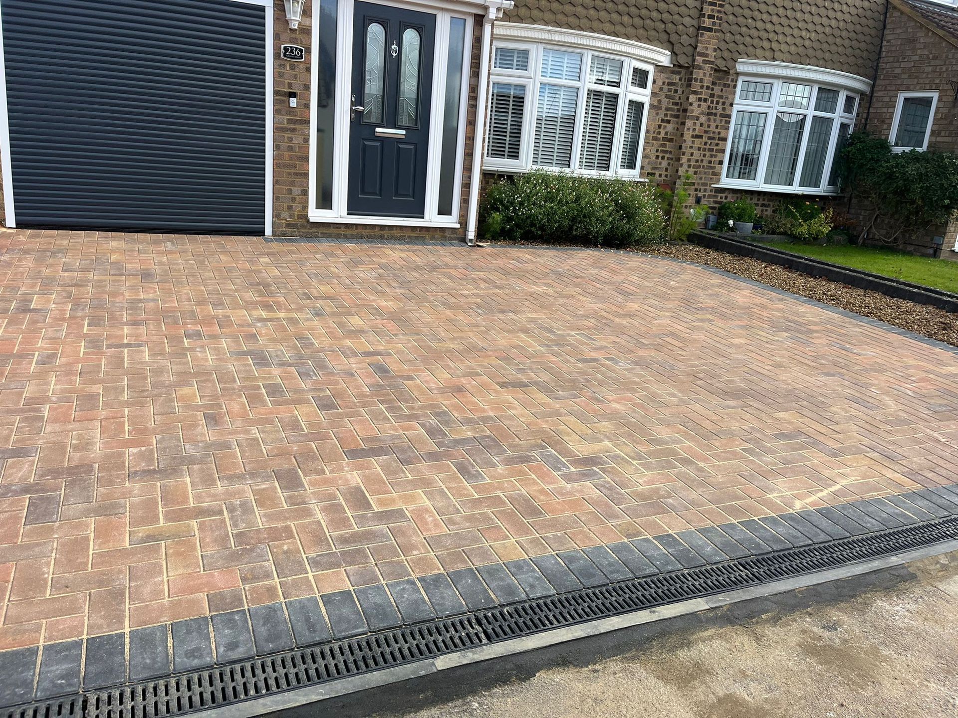 quality patio laying and block paving services