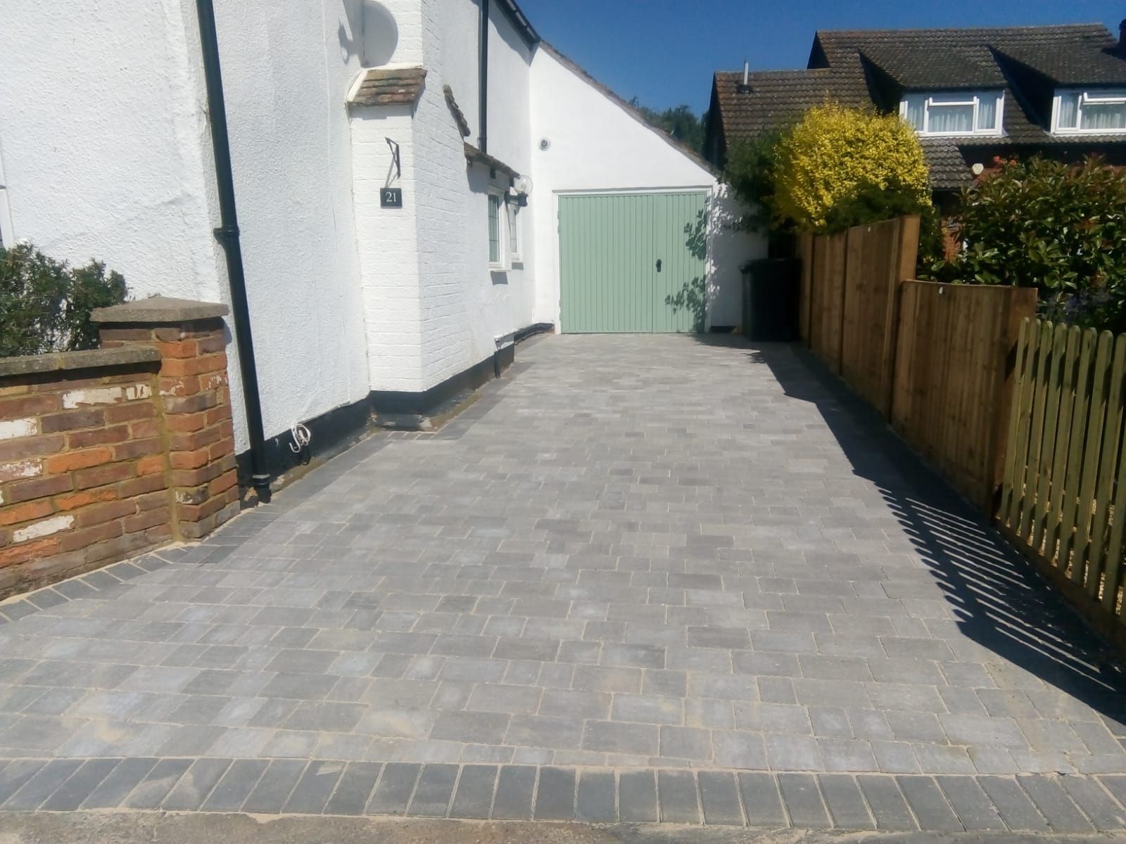 stunning new driveway installation in Dunstable using block paving block
