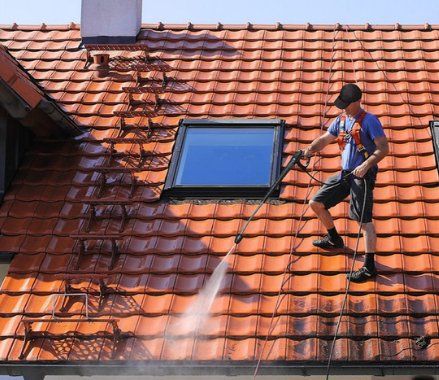 mantenimiento y limpieza de tejados en leon