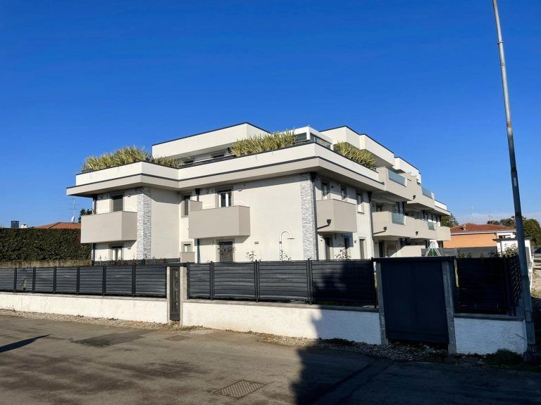 Edifici residenziali realizzati da Edilcomfort, ditta di costruzioni a Legnano.