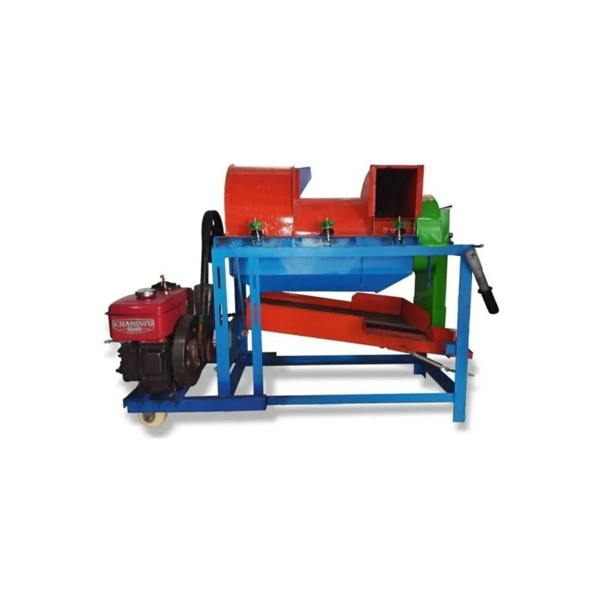 Una máquina con un motor rojo adjunto sobre un fondo blanco.