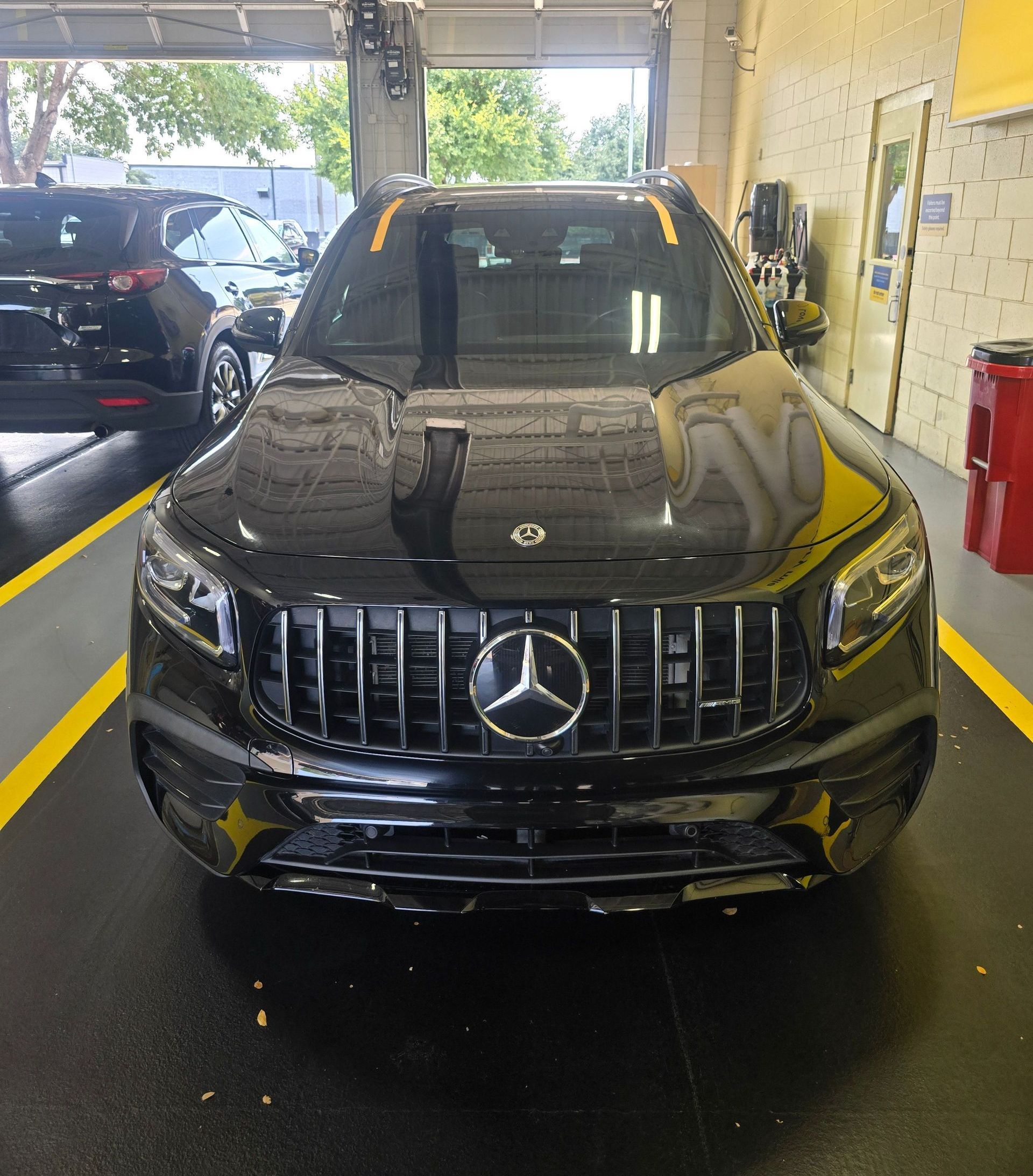 Mercedes auto glass replacement near Austin, TX