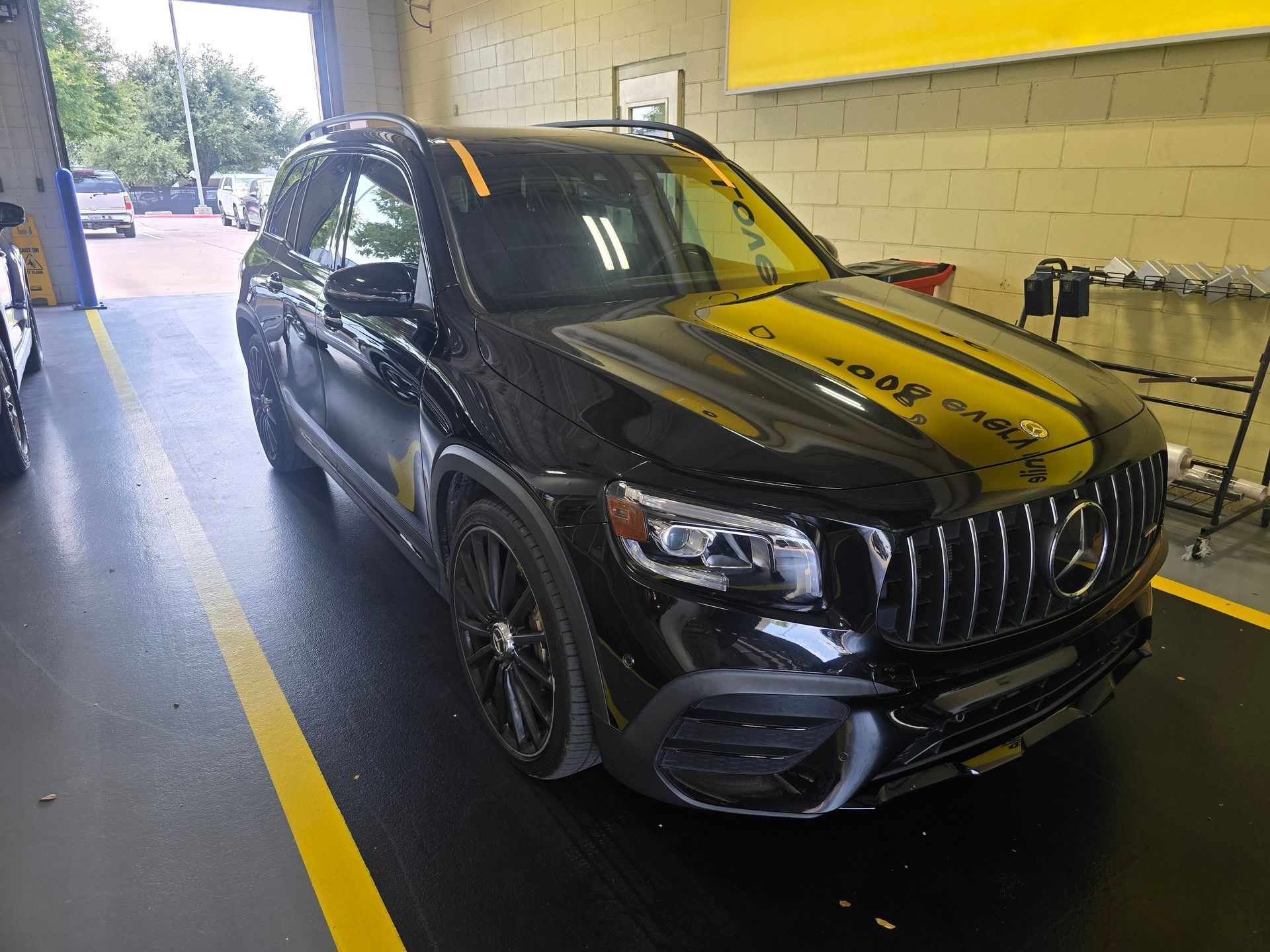 Mercedes Windshield Replacement in Austin, TX