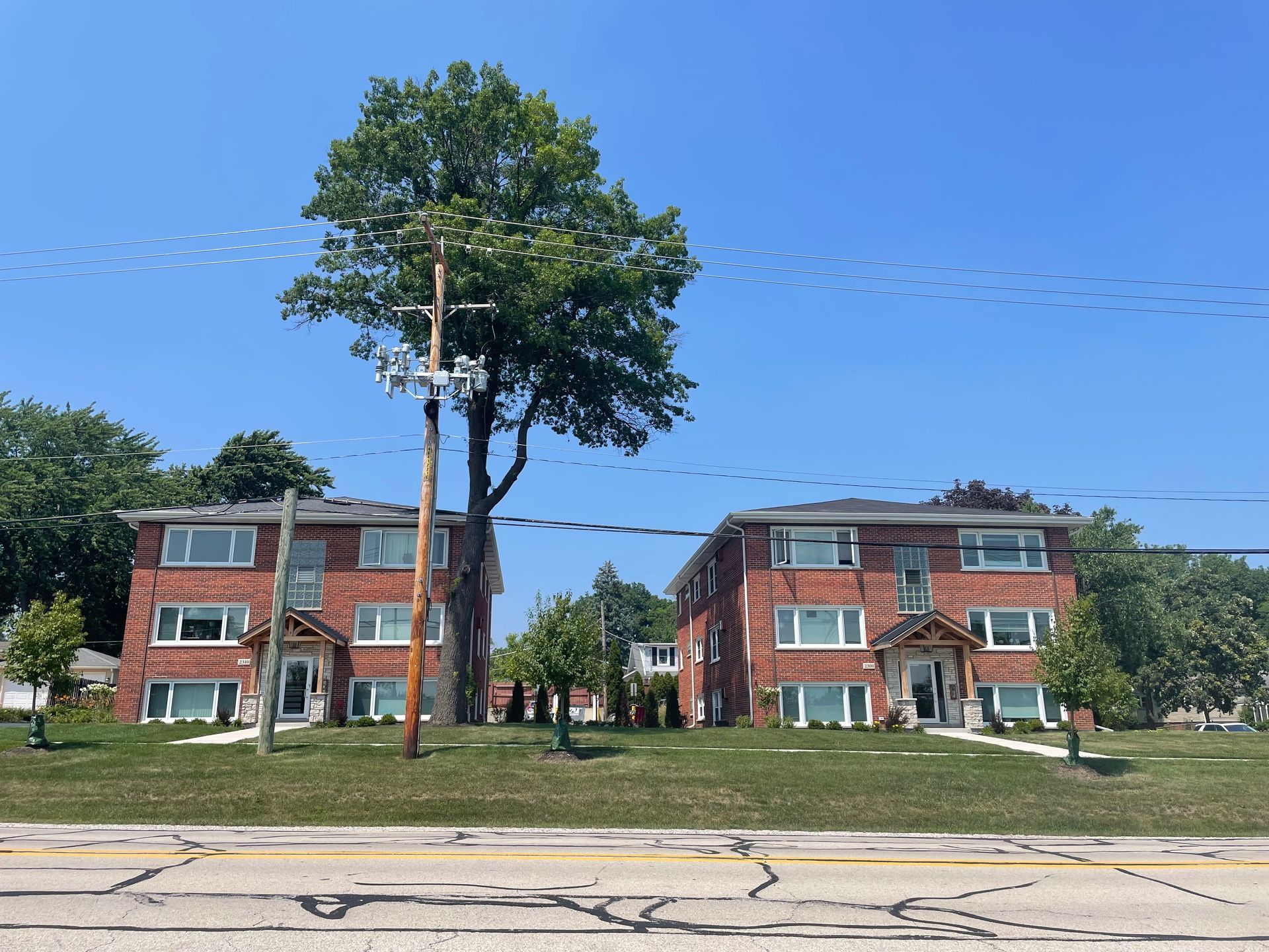 Burlington Square Apartments