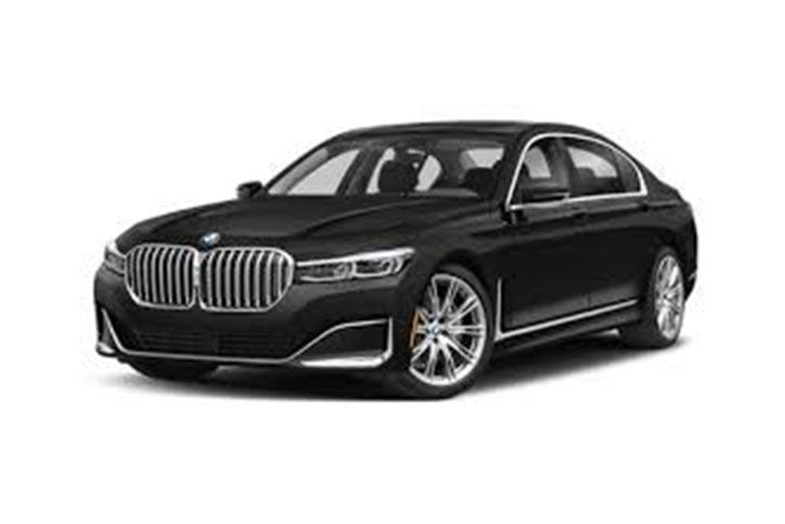 BMW 740i