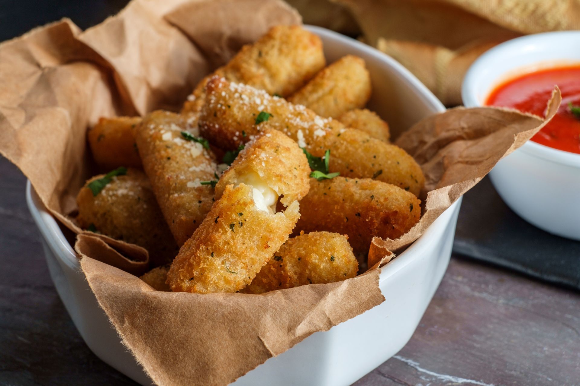 Fried Mozarrela Sticks