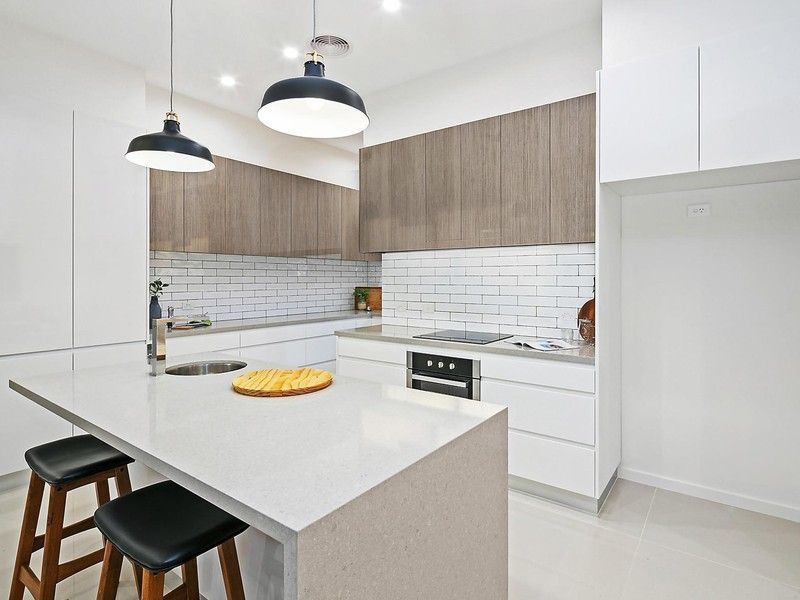 Modern House Kitchen