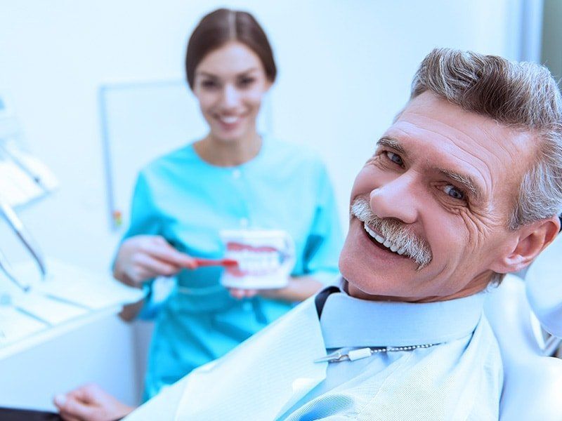 Cura delle Carie: Studio Dentistico Vecchiotti Cesena