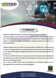 Un homme en cravate est assis devant un ordinateur portable.