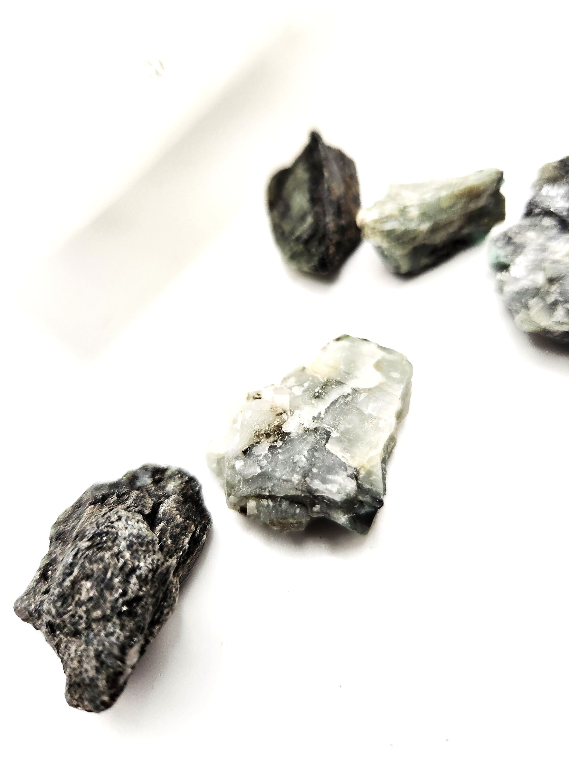 EMERALD CRYSTAL Nuggets - Raw