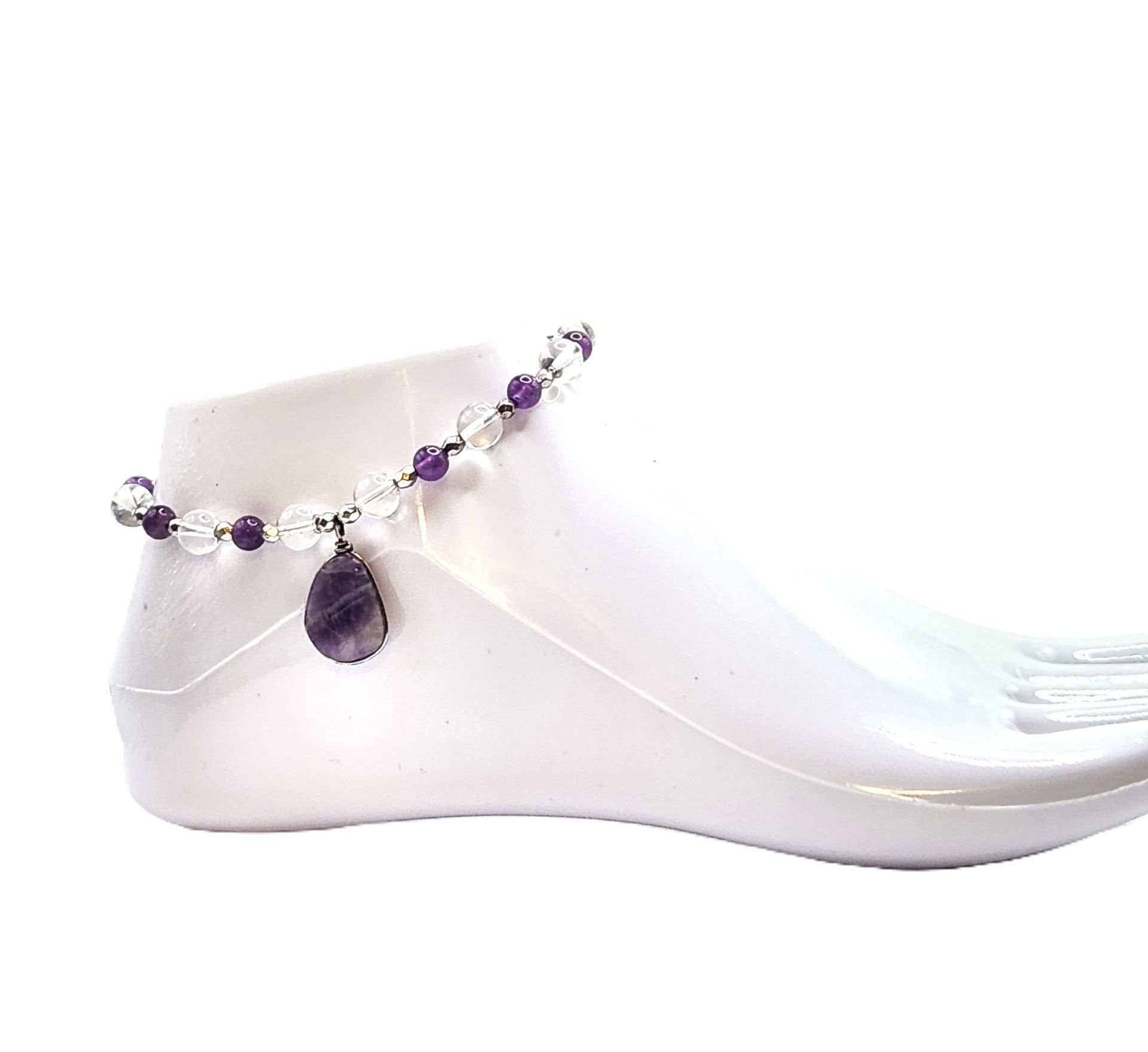 Appealing Amethyst Crystal Anklet