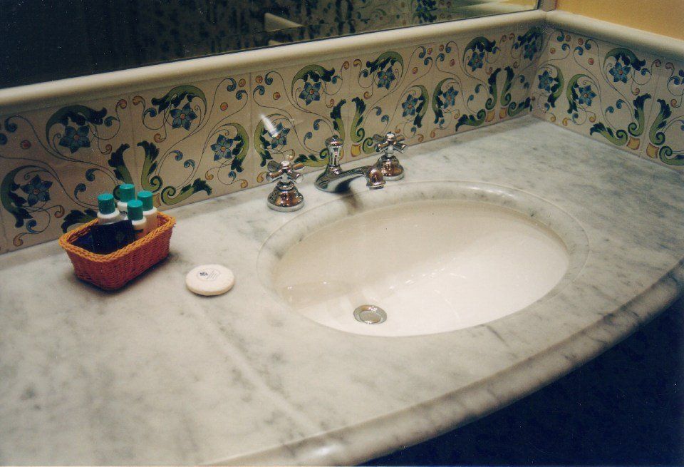 lavabo per bagno in marmo