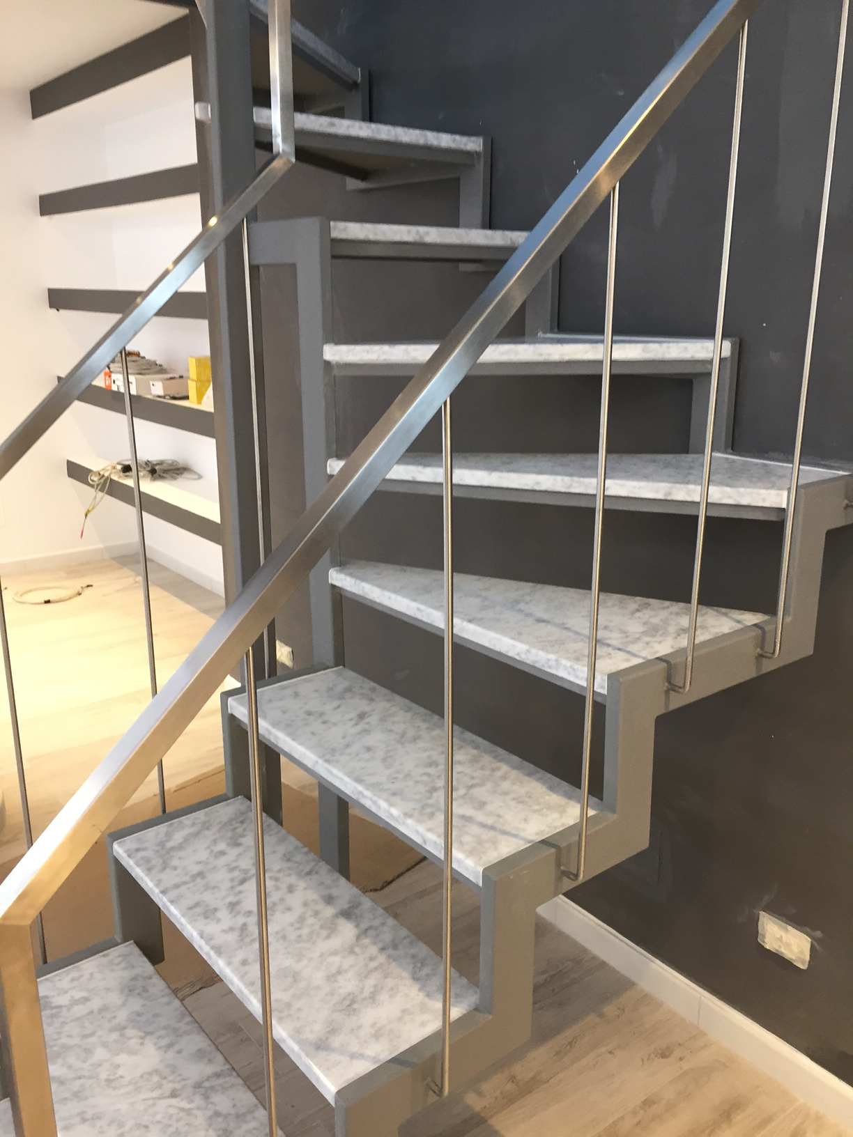 posa marmi per scale