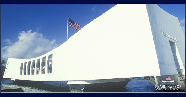 Getting from the Waikiki Beachside Hostel in Honolulu to Pearl Harbor