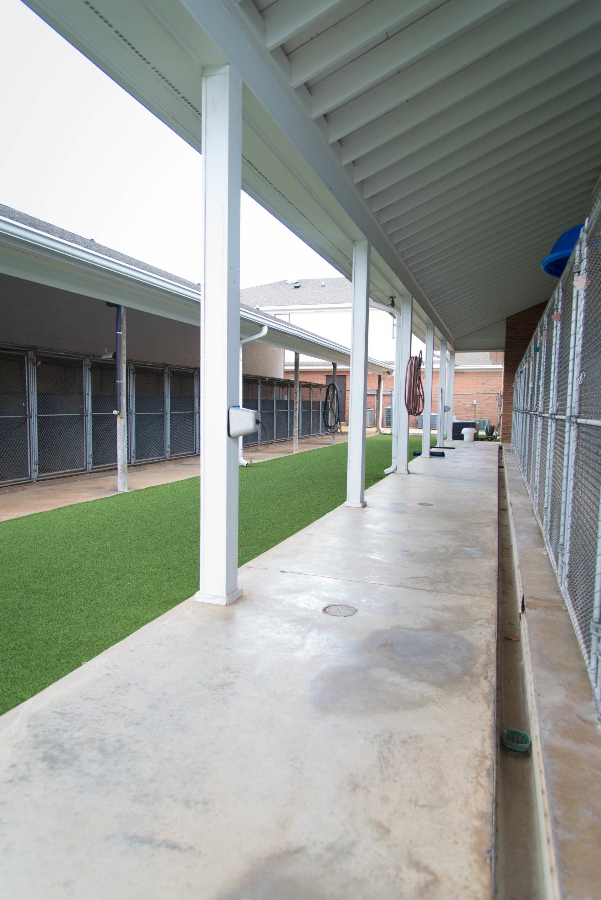 Cobbs Ford Pet Health Center
