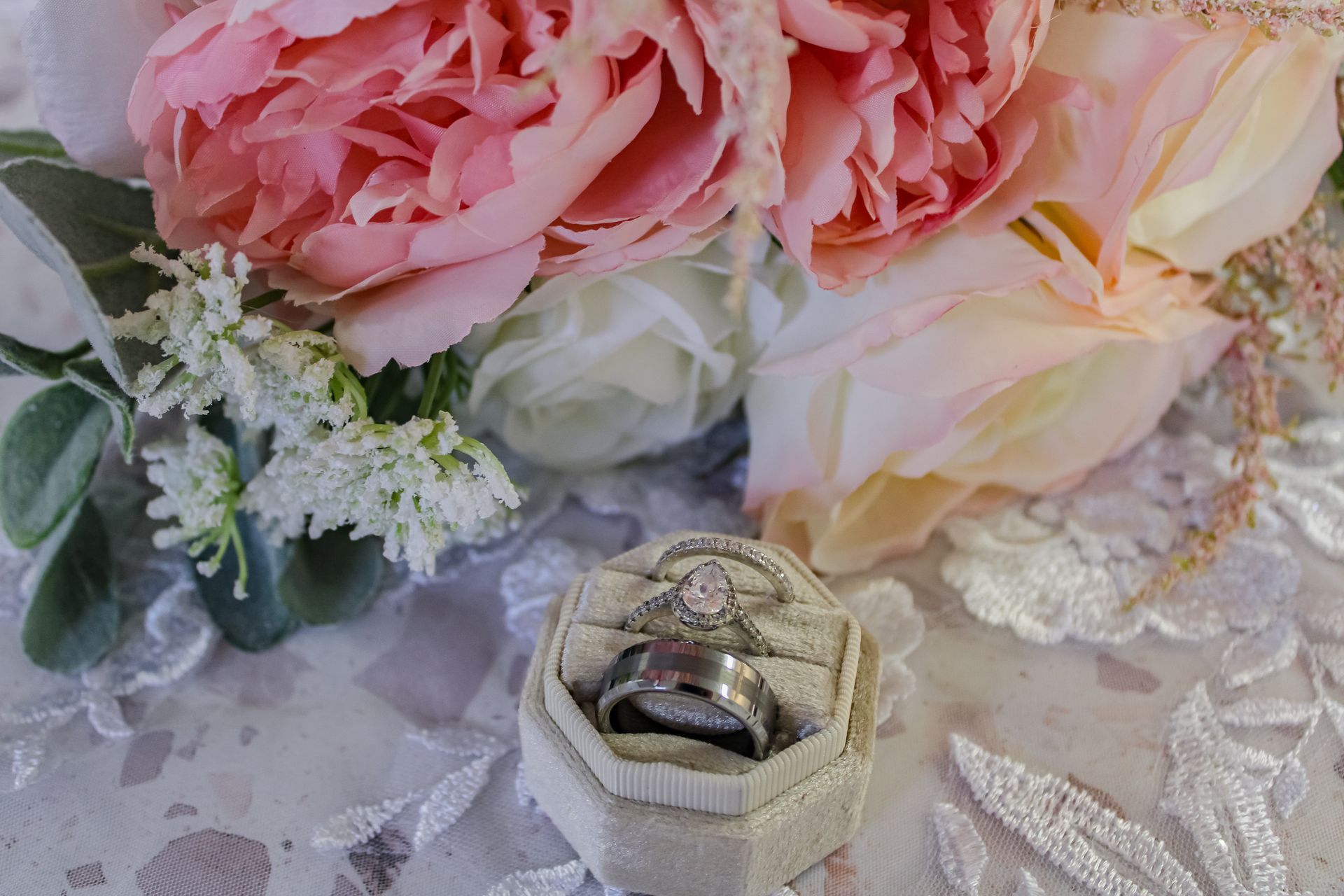 A building with a sign that says ' cliff theatre ' on itWorkin