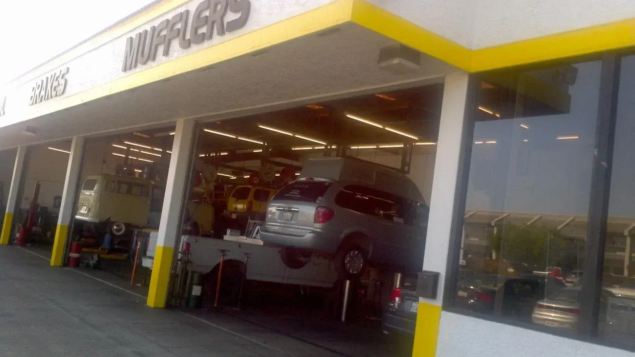 Auto Shop Garage | Santa Cruz Tire and Auto Care