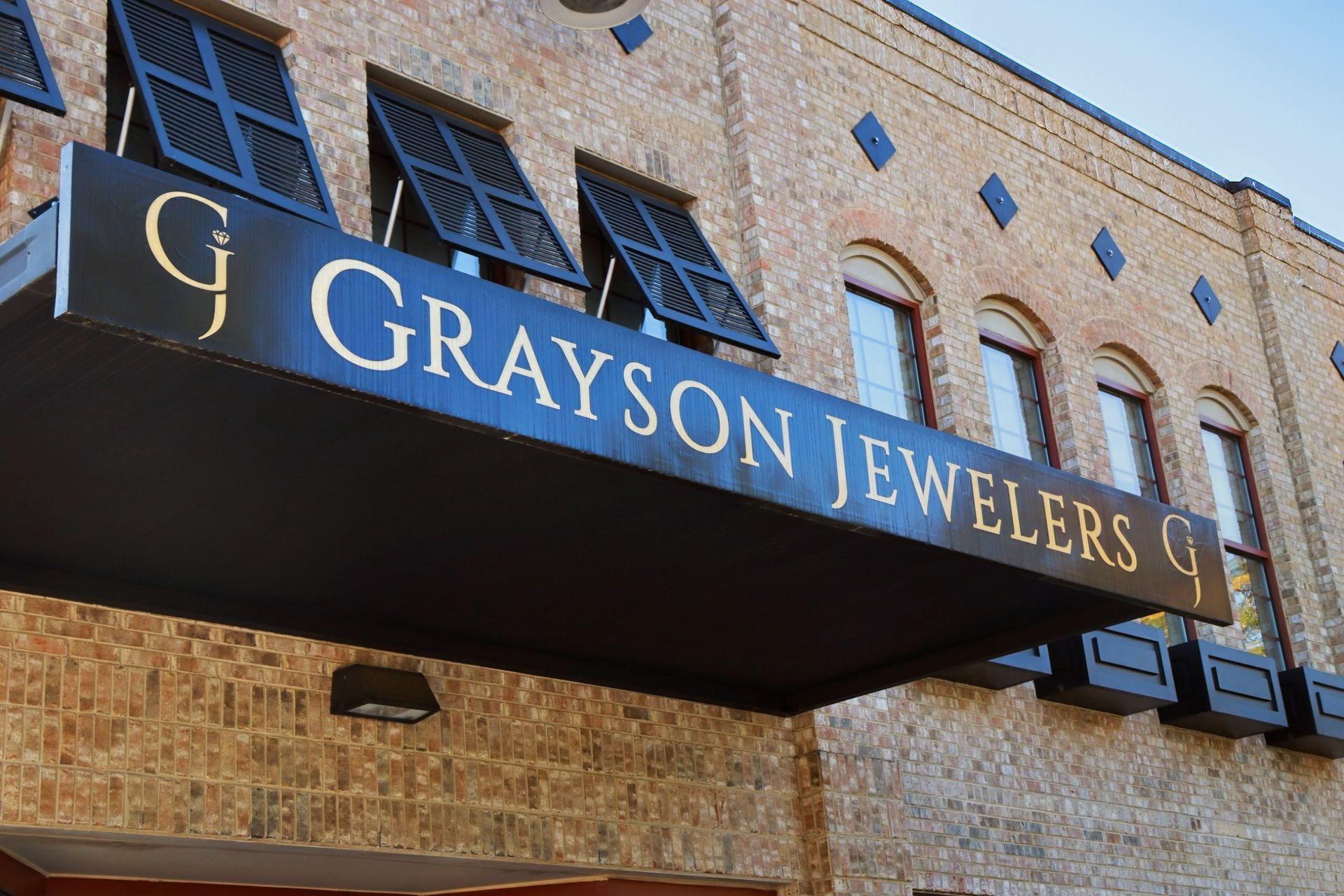 A picture of grayson jewelers on a computer screen