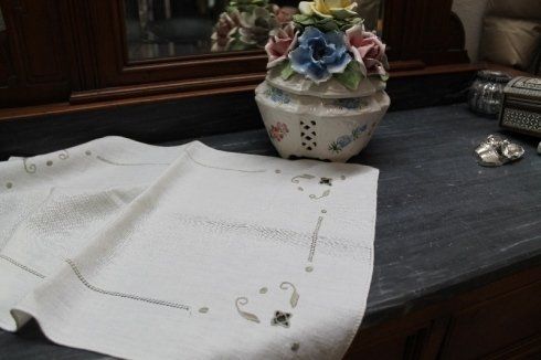 ricami su fazzoletto