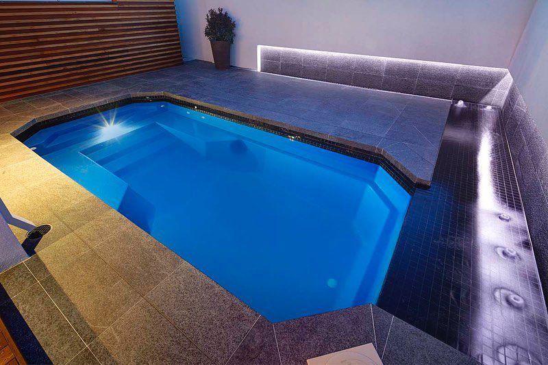 Fibreglass Pool for Residential Home