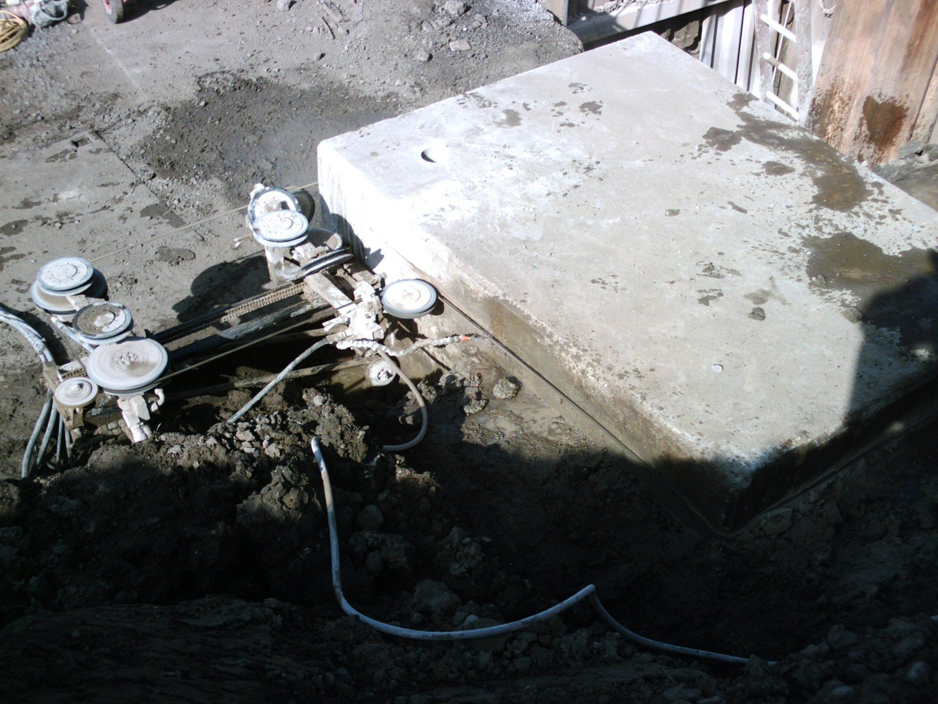 floor sawing machine