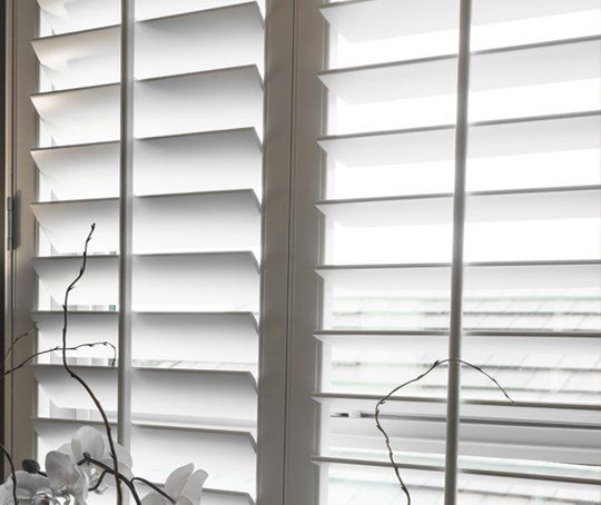 blinds fitting