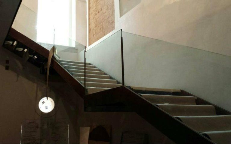 Scala in corten e vetro