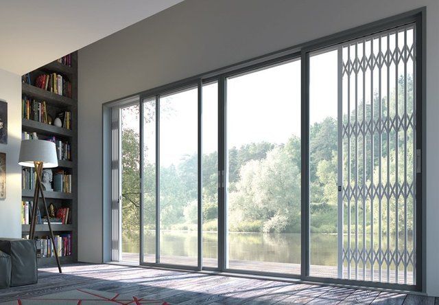 Griglia su grande finestra