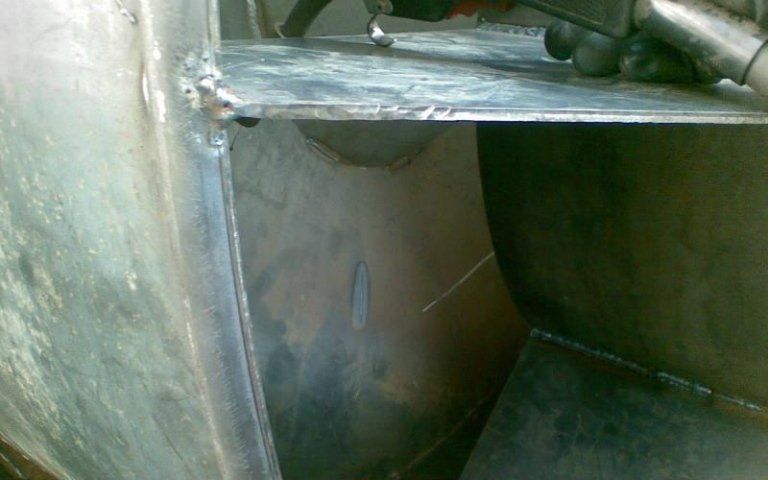 Saldature su bocca sfiato aria Scarabeo 8