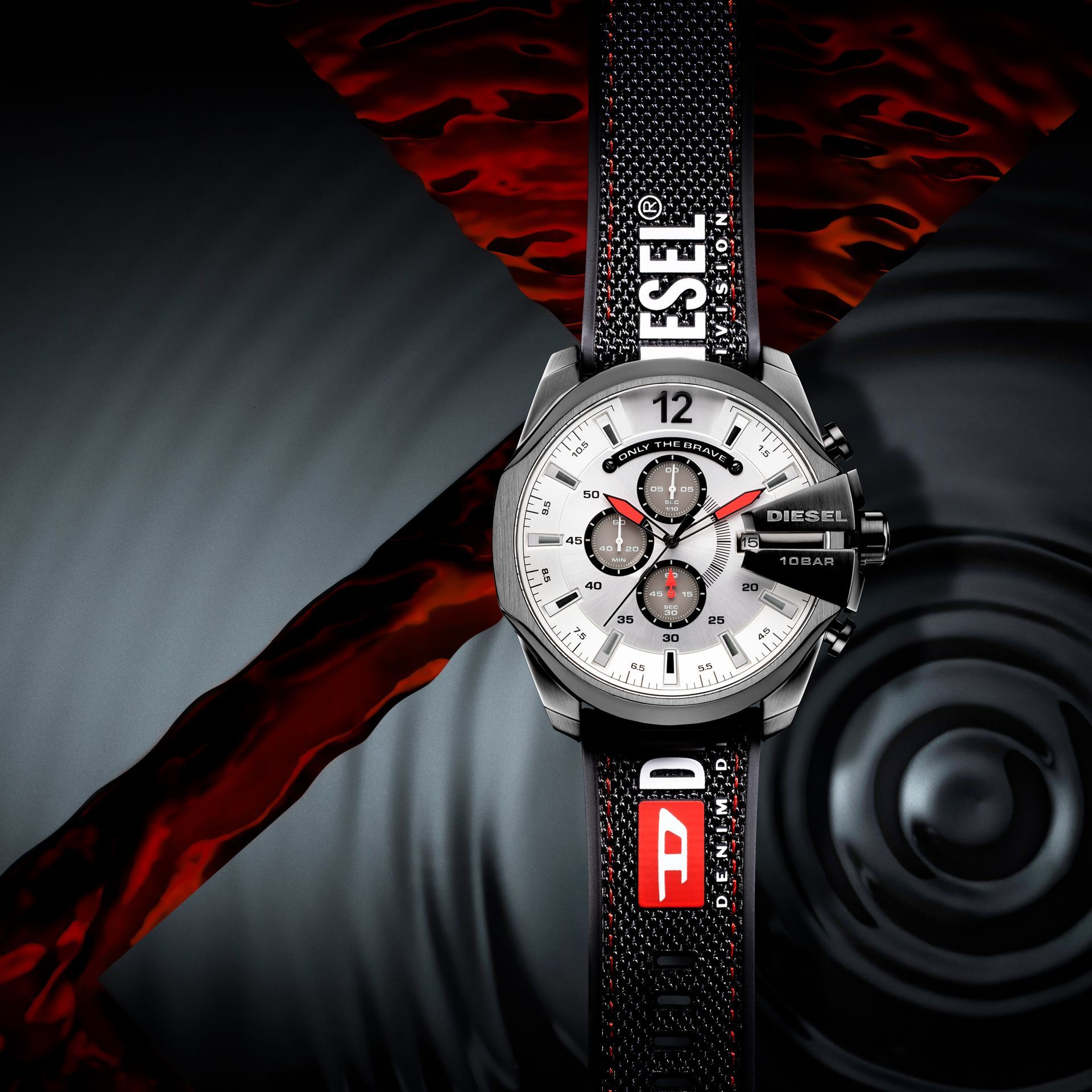 Luxury drink and fragrance photography and video by London-based liquids specialist, showcasing fine beverages and liquids.