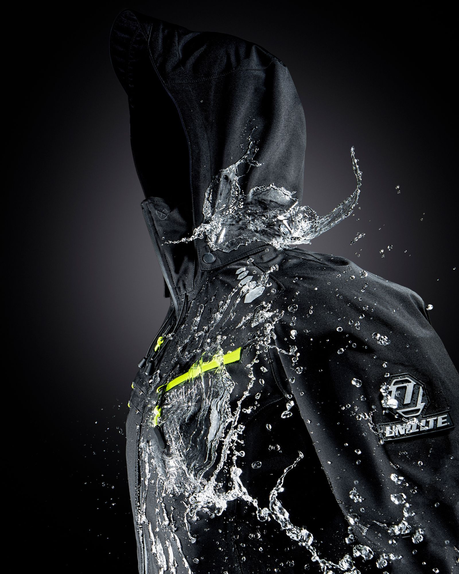 Luxury drink and fragrance photography by London-based liquids specialist, showcasing fine beverages and liquids.