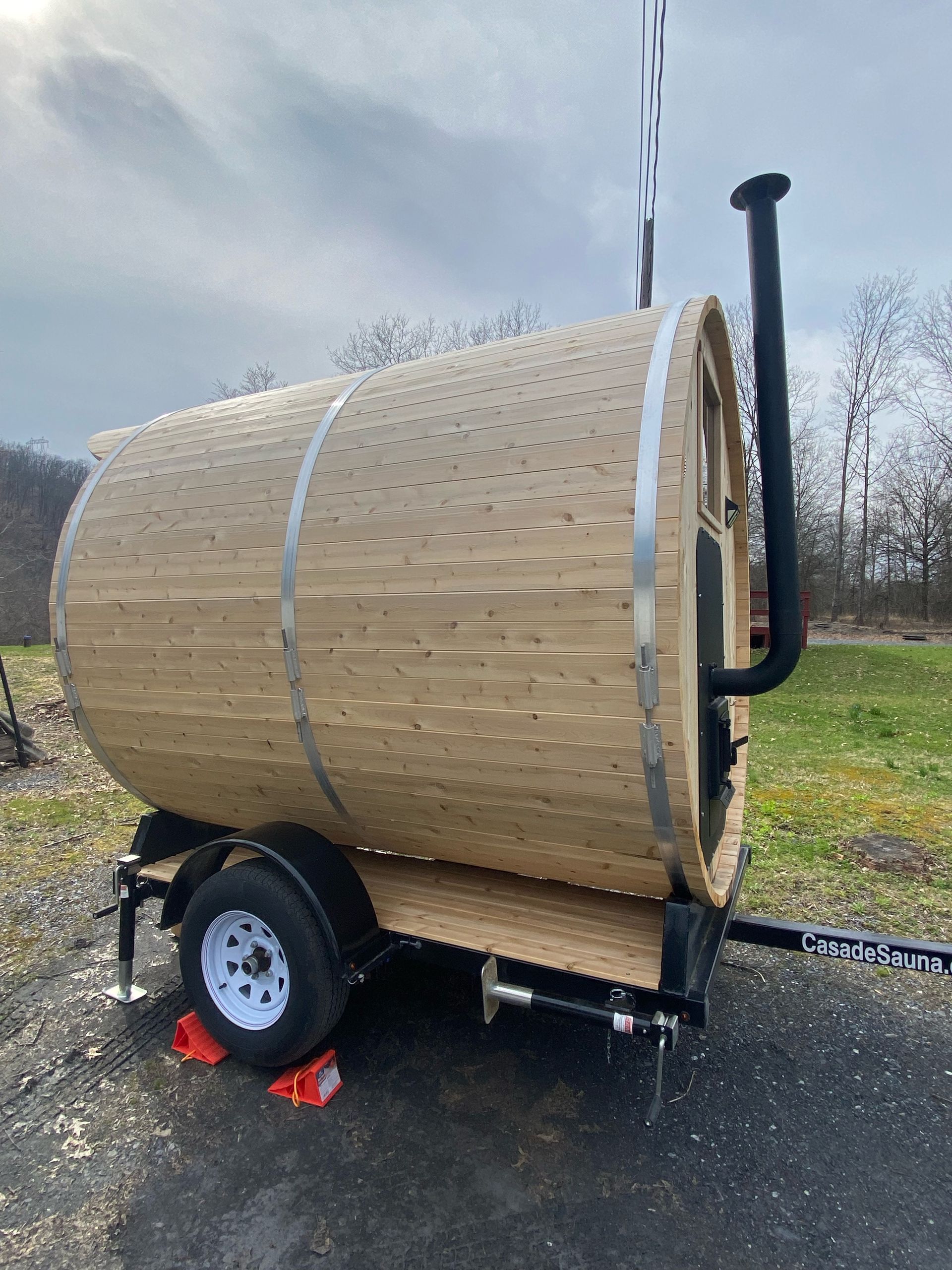 Uforia sauna custom mobile saunas