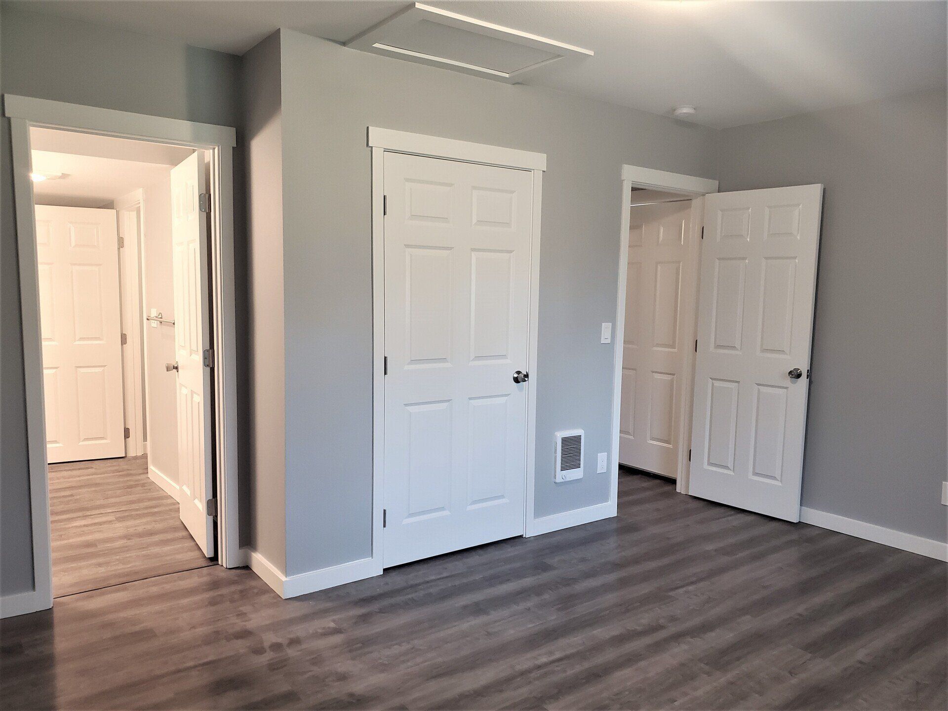 Staged Bedrooms/ Living Rooms remodeling kent wa