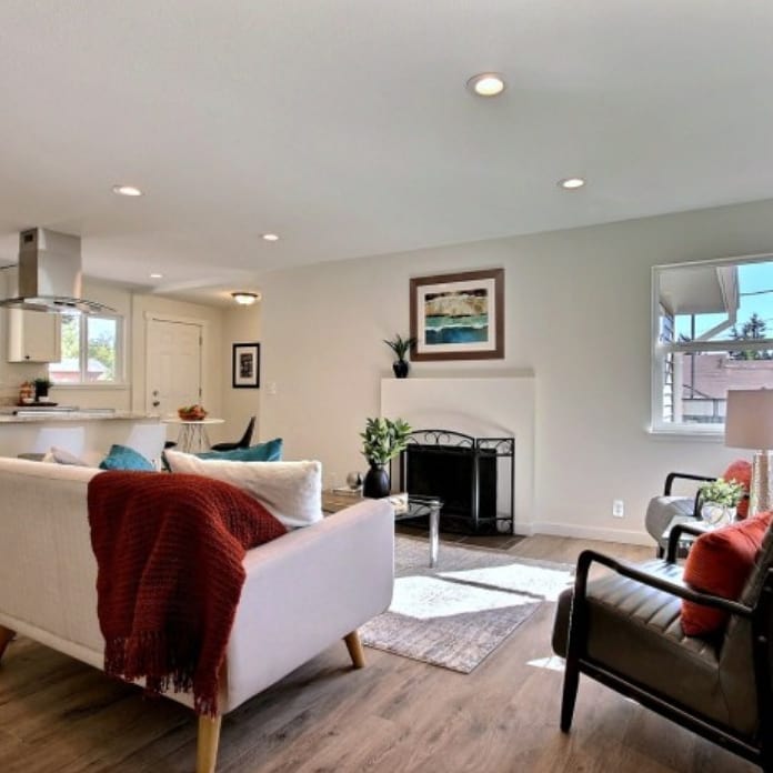 Staged Bedrooms / Living Rooms remodeling kent wa