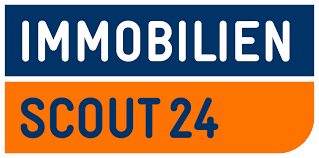 Ein blau-oranges Logo mit der Aufschrift „Immobilien Scout 24“